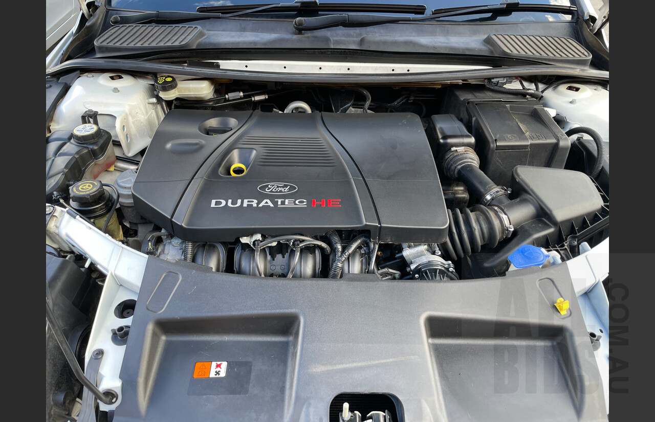 5/2010 Ford Mondeo LX MB 4d Wagon White 2.3L