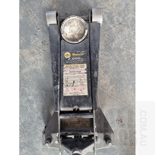 Omega Lift Equipment Workshop Trolley Jack - 2000kg