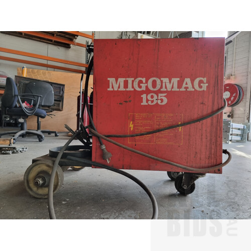 Migomag M195 Welder