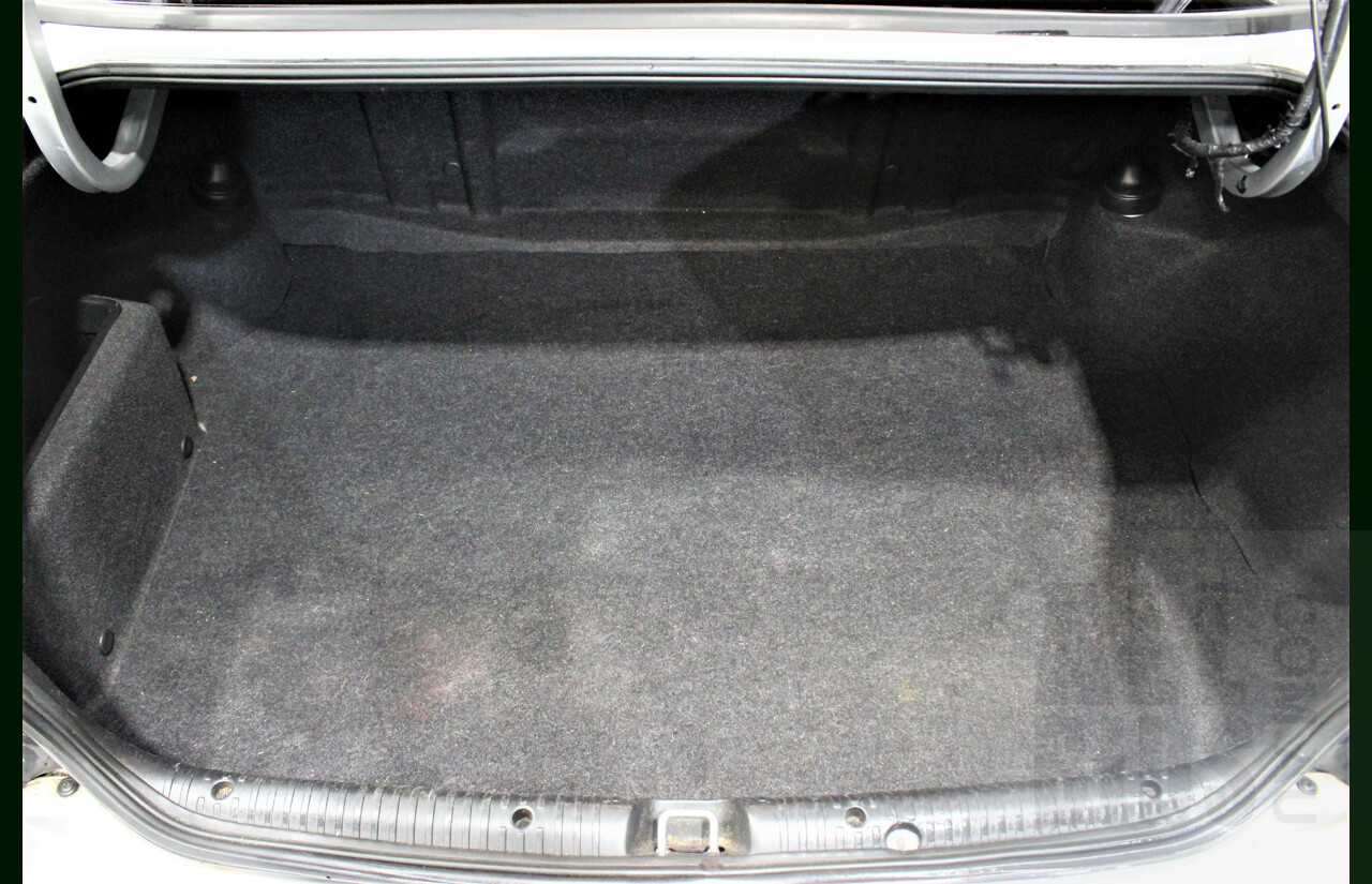 8/2002 Holden Monaro CV8 V2 2d Coupe Silver 5.7L V8