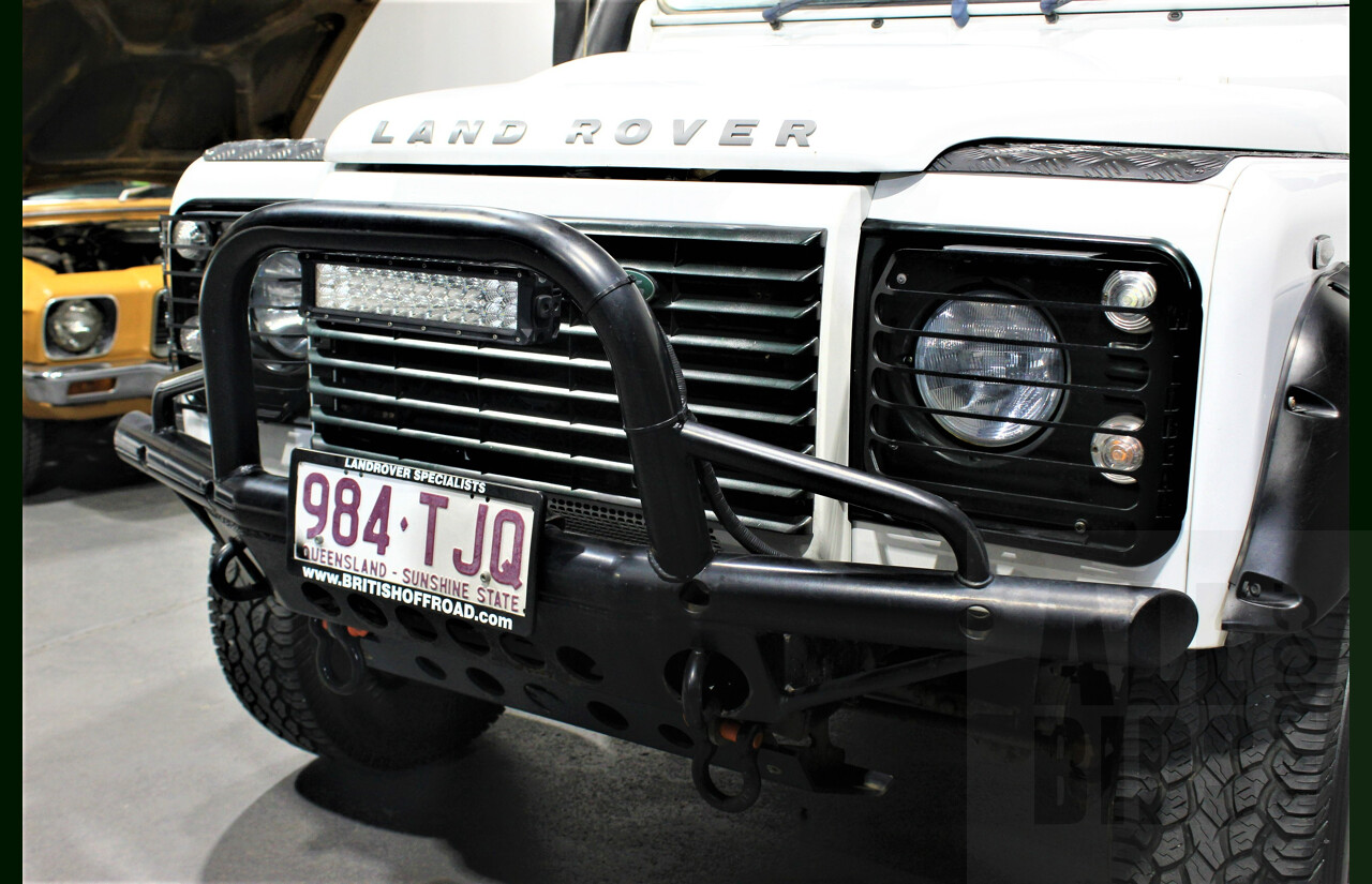 12/2011 Land Rover Defender 90 MY12 2d Wagon White 2.2L Turbo Diesel