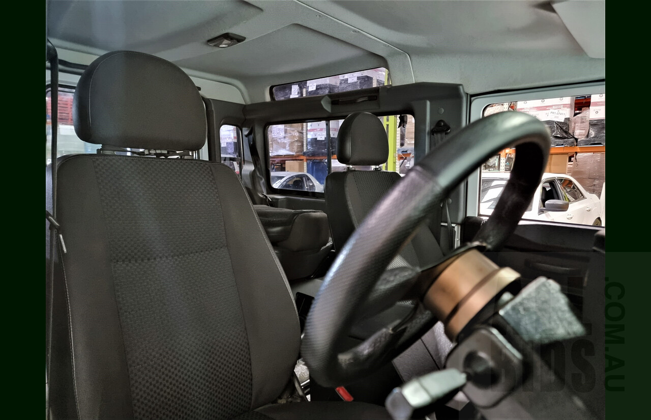 12/2011 Land Rover Defender 90 MY12 2d Wagon White 2.2L Turbo Diesel