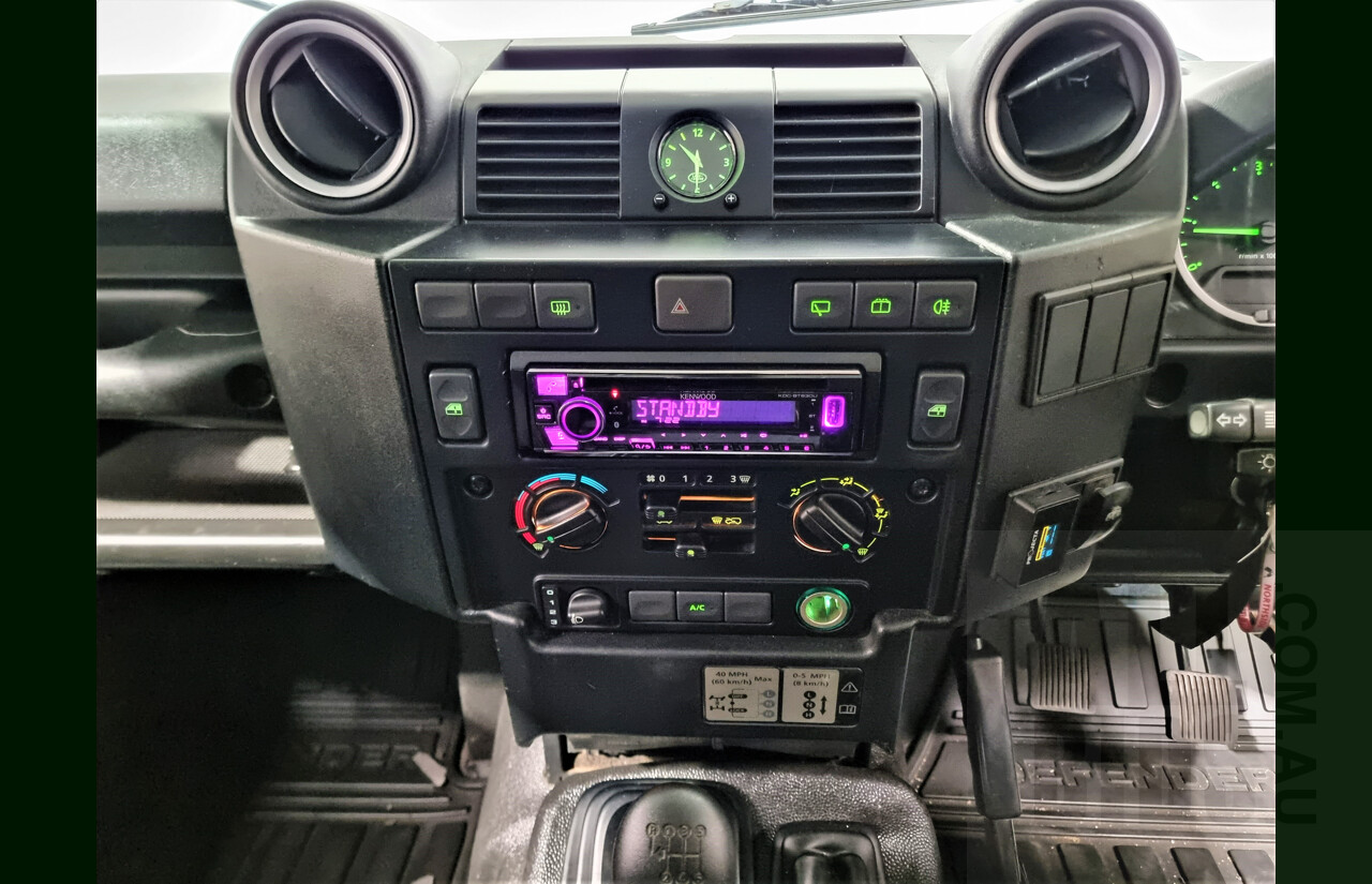 12/2011 Land Rover Defender 90 MY12 2d Wagon White 2.2L Turbo Diesel