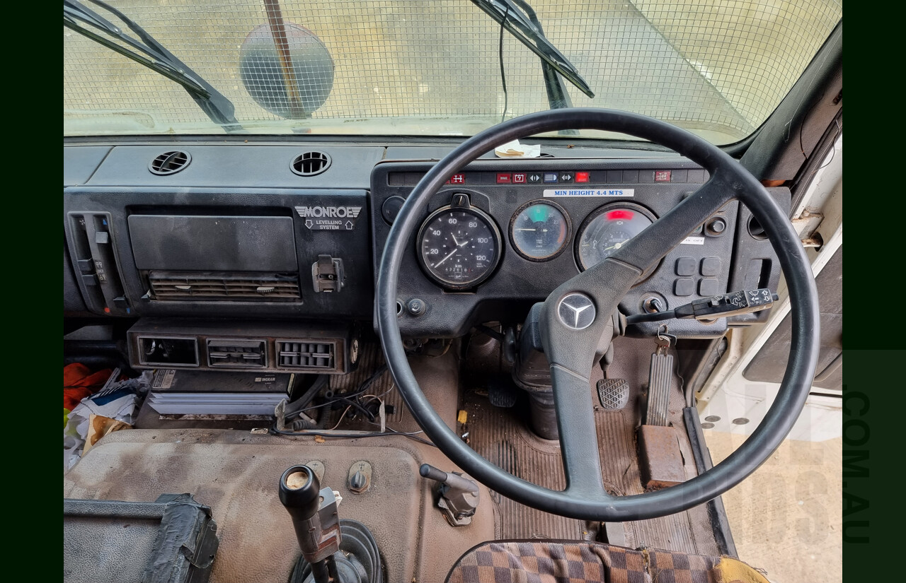 1981 Mercedes 2228S Prime Mover V8 Diesel