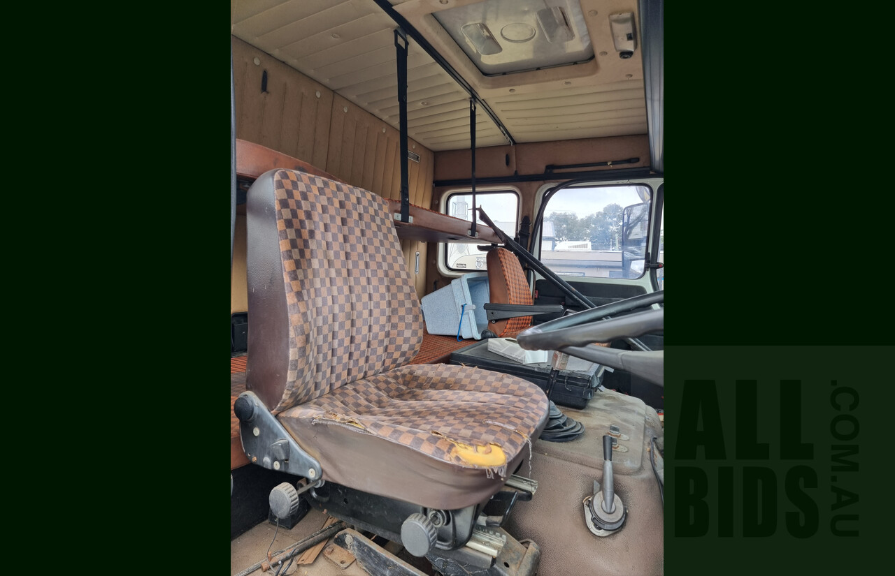 1981 Mercedes 2228S Prime Mover V8 Diesel
