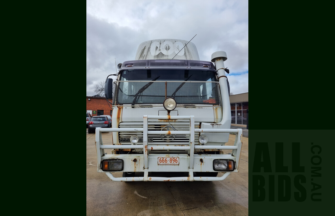 1981 Mercedes 2228S Prime Mover V8 Diesel