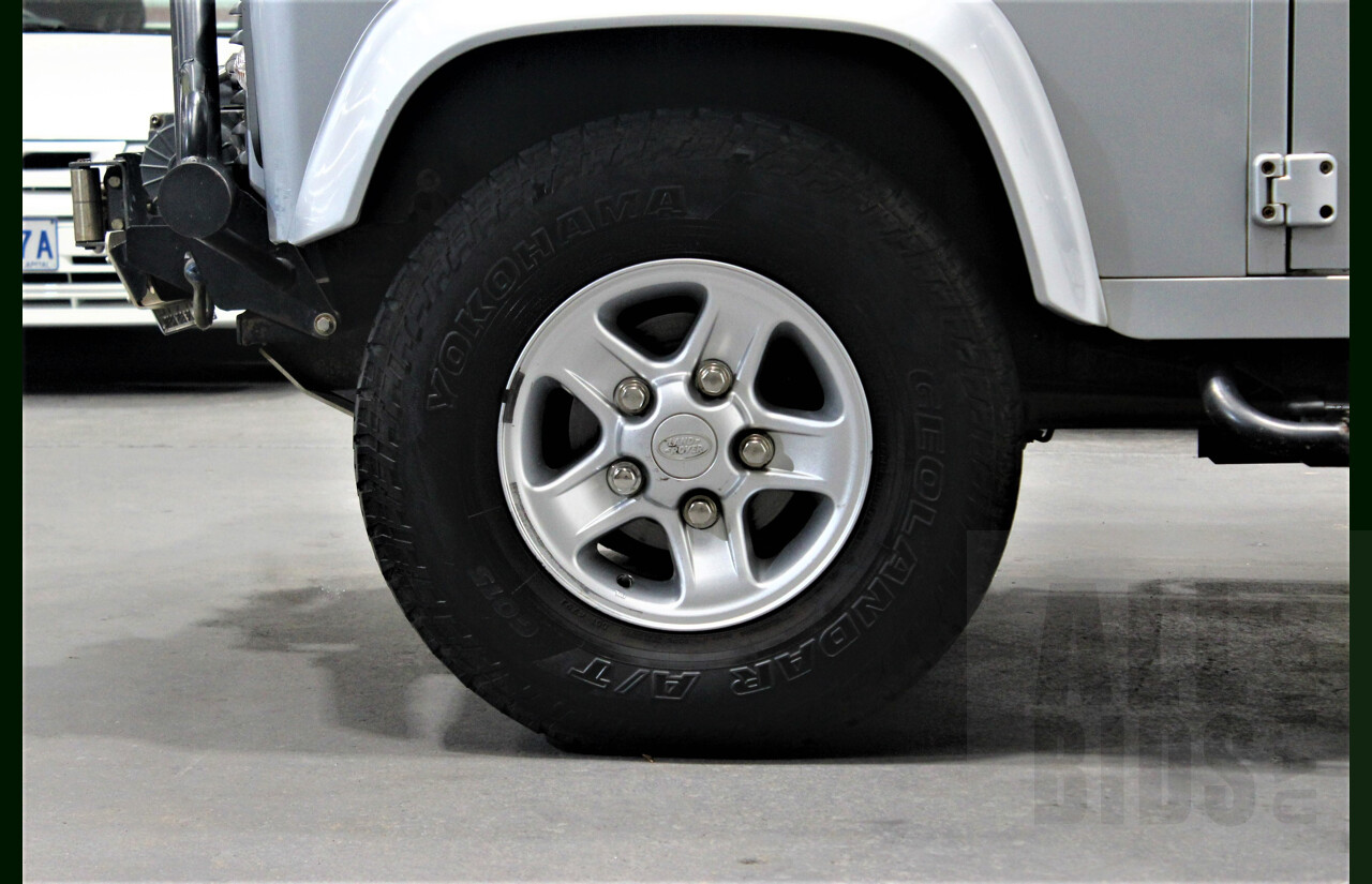 4/2009 Land Rover Defender 110 (4x4) MY09 4d Wagon Silver 2.4L Turbo Diesel