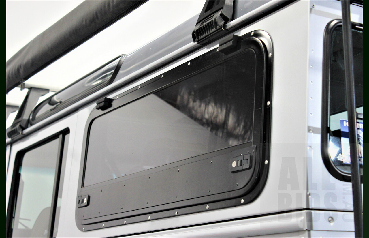 4/2009 Land Rover Defender 110 (4x4) MY09 4d Wagon Silver 2.4L Turbo Diesel