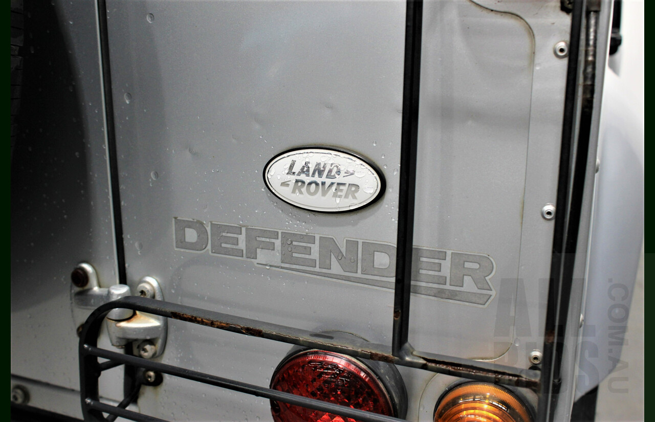 4/2009 Land Rover Defender 110 (4x4) MY09 4d Wagon Silver 2.4L Turbo Diesel