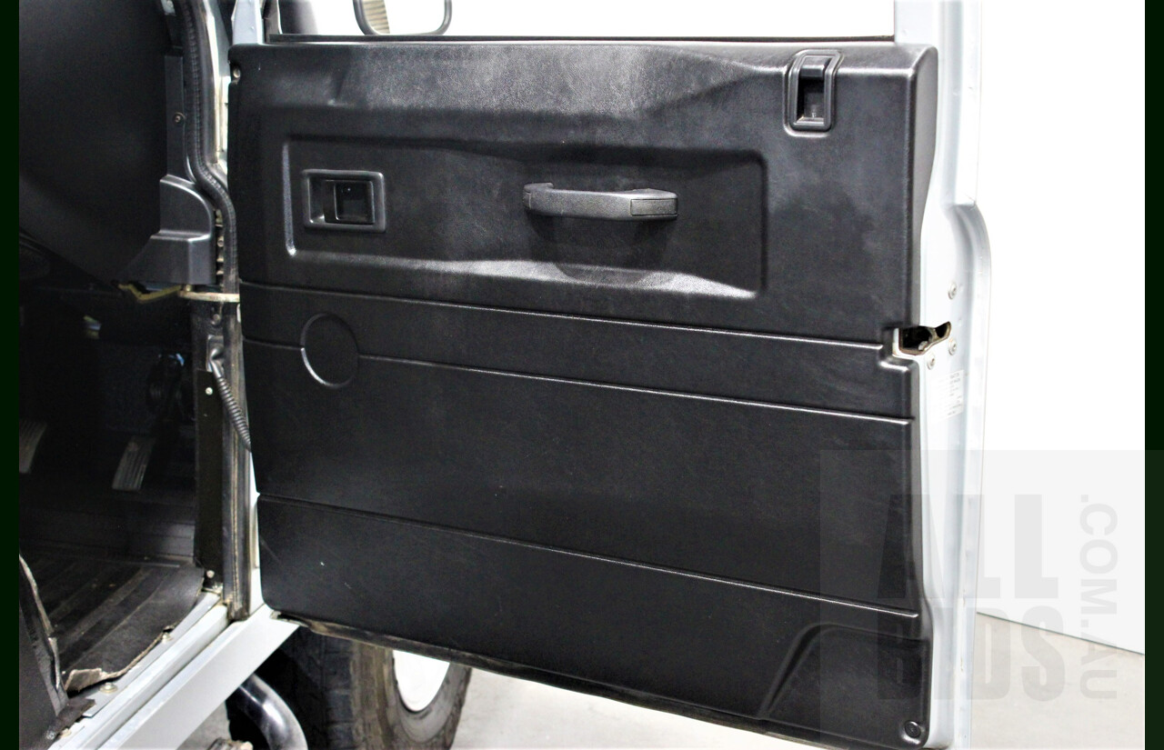 4/2009 Land Rover Defender 110 (4x4) MY09 4d Wagon Silver 2.4L Turbo Diesel