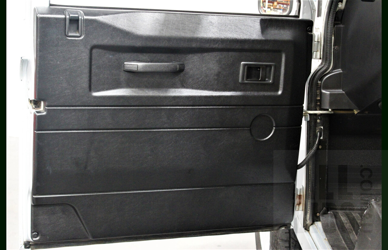 4/2009 Land Rover Defender 110 (4x4) MY09 4d Wagon Silver 2.4L Turbo Diesel