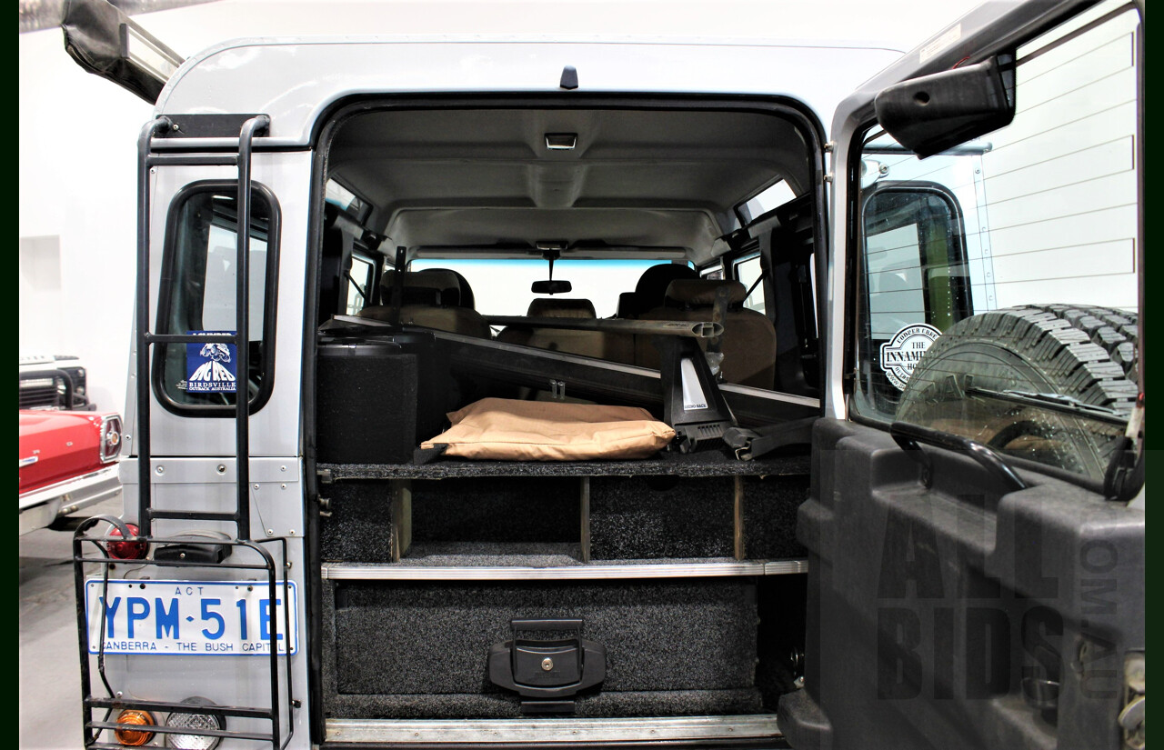 4/2009 Land Rover Defender 110 (4x4) MY09 4d Wagon Silver 2.4L Turbo Diesel