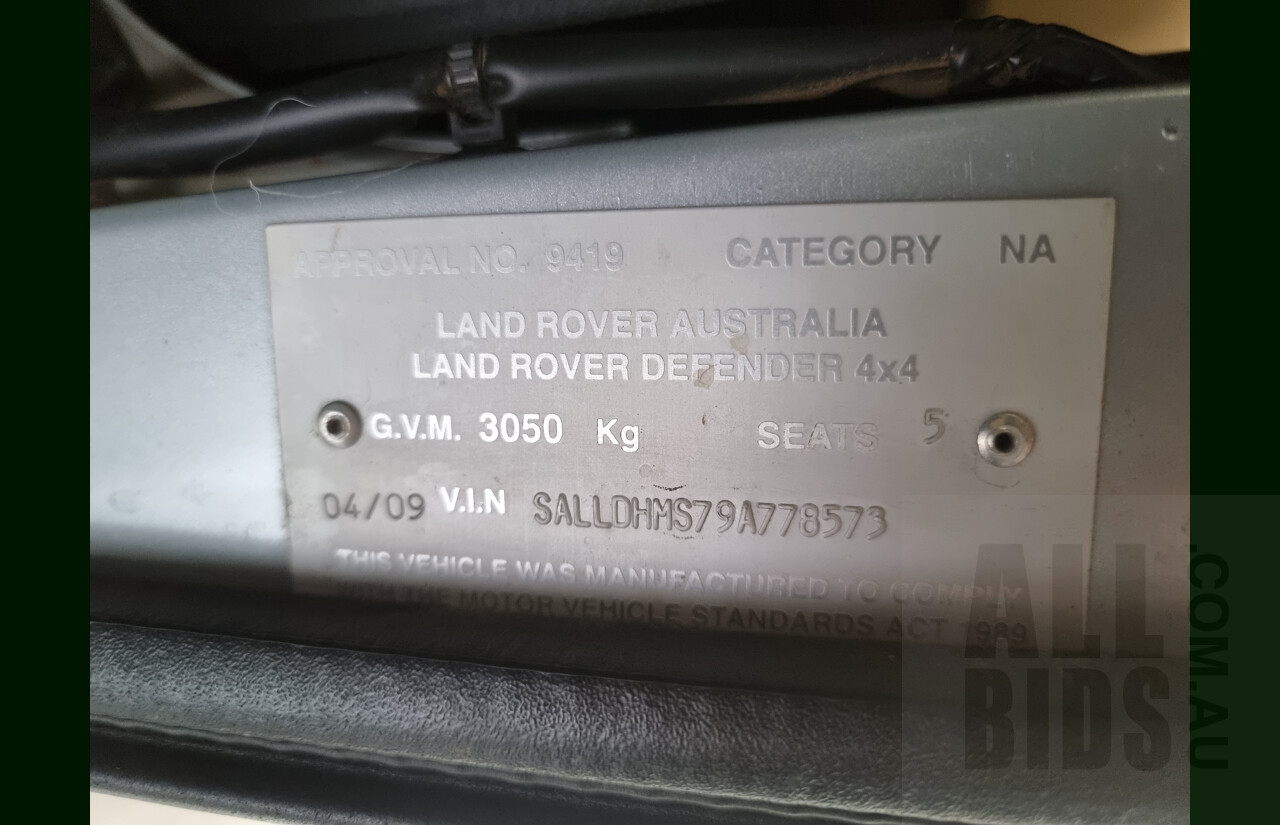 4/2009 Land Rover Defender 110 (4x4) MY09 4d Wagon Silver 2.4L Turbo Diesel