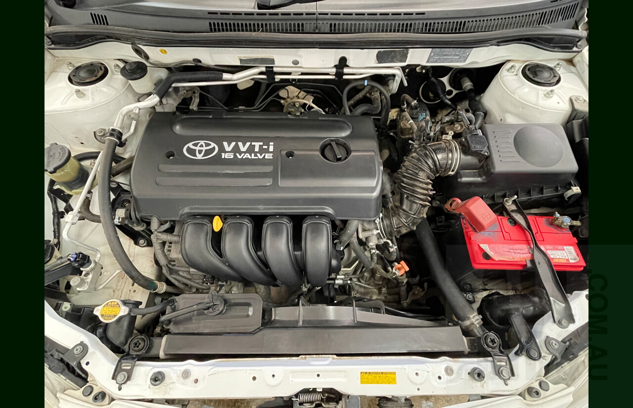 11/2006 Toyota Corolla Ascent ZZE122R 4d Wagon White 1.8L