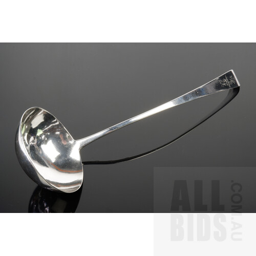 Irish Georgian Soup Spoon with Armorial and Lovely Patina, Dublin, 1777, 140g