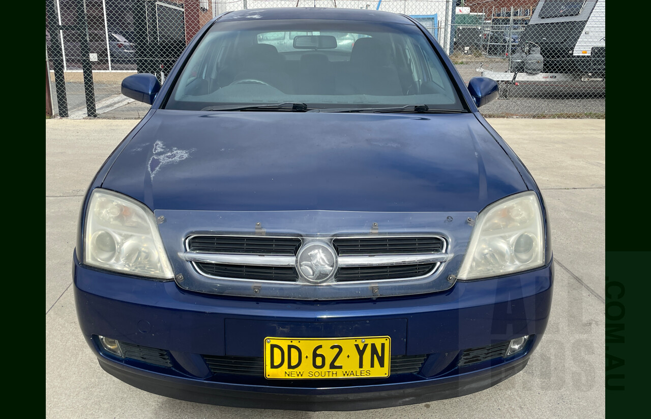 1/2005 Holden Vectra CDX ZC MY05 UPGRADE 5d Hatchback Blue 3.2L
