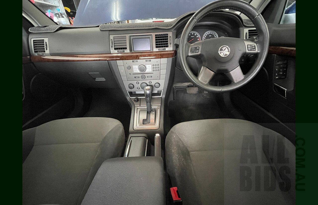 1/2005 Holden Vectra CDX ZC MY05 UPGRADE 5d Hatchback Blue 3.2L