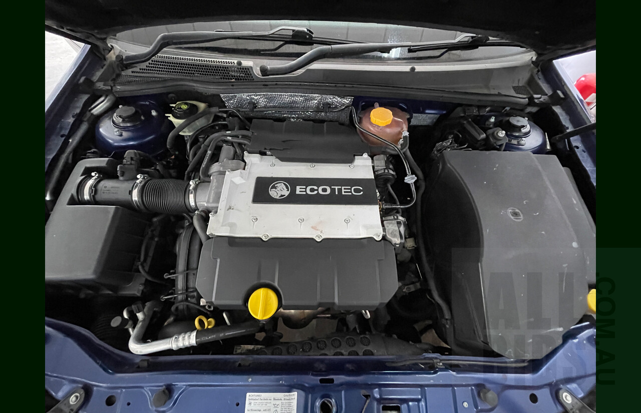 1/2005 Holden Vectra CDX ZC MY05 UPGRADE 5d Hatchback Blue 3.2L
