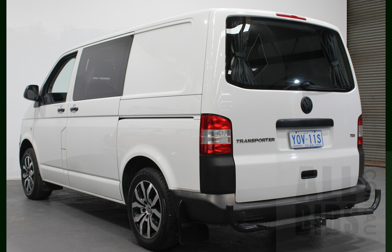 2/2012 Volkswagen Transporter TDI 400 SWB LOW T5 MY12 Van White 2.0L Turbo Diesel