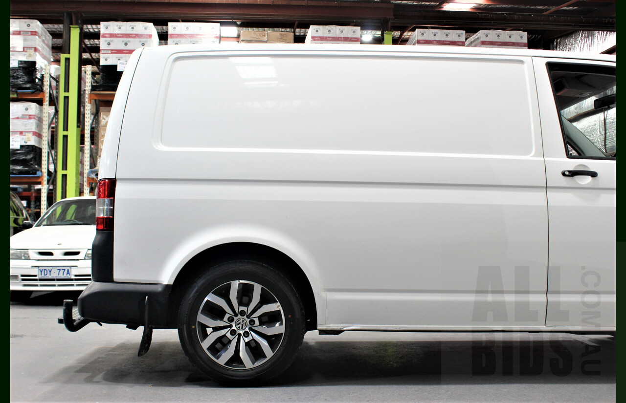 2/2012 Volkswagen Transporter TDI 400 SWB LOW T5 MY12 Van White 2.0L Turbo Diesel