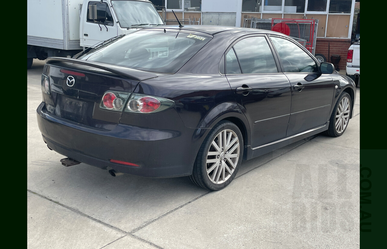 2/2006 Mazda Mazda6 Luxury  5d Hatchback Black 2.3L