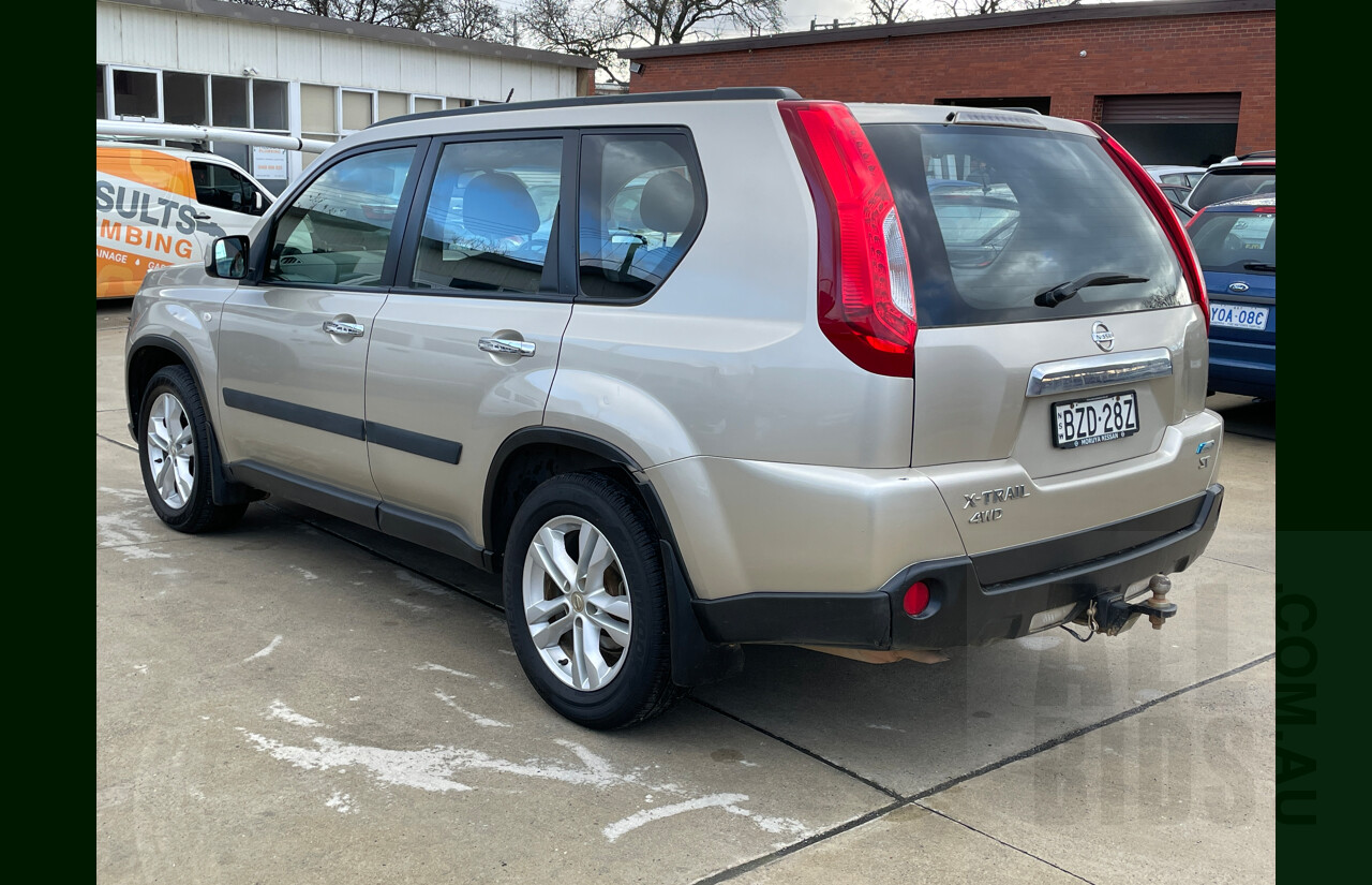 10/2011 Nissan X-Trail ST (4x4) T31 MY11 4d Wagon Gold 2.5L