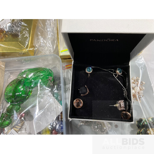 Large Collection of Costume Jewellery Some Still in Boxes, Including Earrings, Rings, Brooches and Necklaces and Brands Such as Pandora, David Jones and More