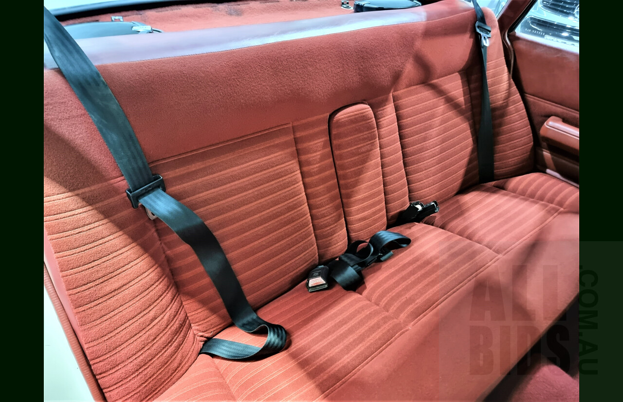 9/1986 Holden Berlina  VL 4d Sedan Alpine White 3.0L - 730hp Turbo