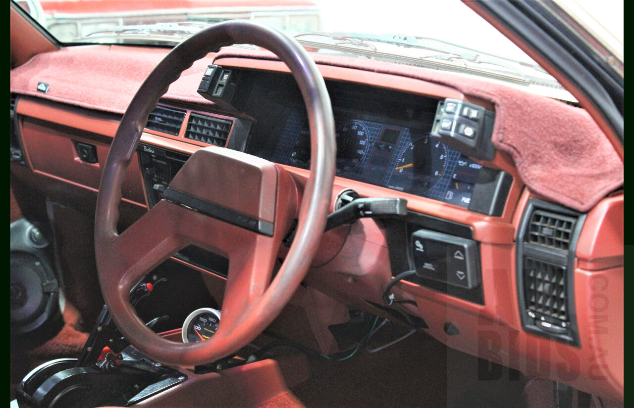 9/1986 Holden Berlina  VL 4d Sedan Alpine White 3.0L - 730hp Turbo