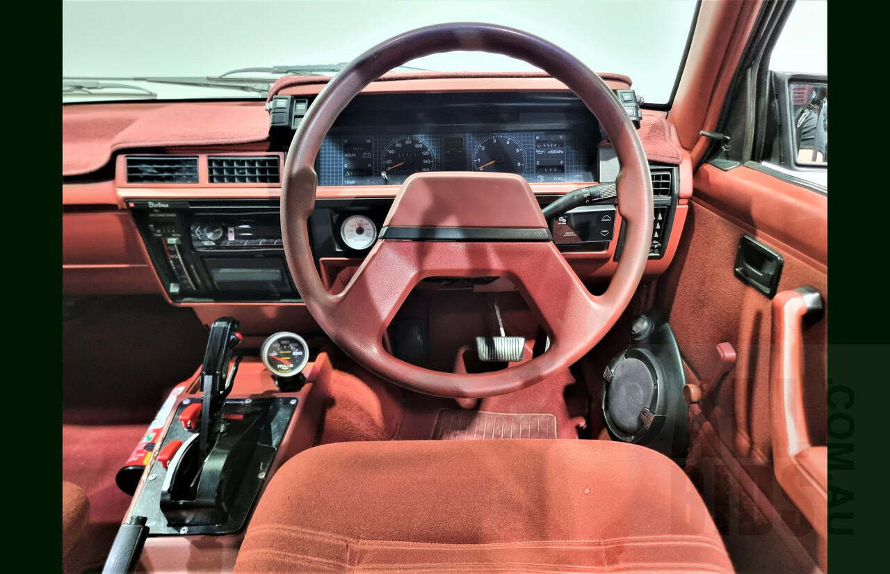 9/1986 Holden Berlina  VL 4d Sedan Alpine White 3.0L - 730hp Turbo