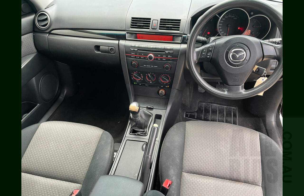 2/2006 Mazda Mazda3 MAXX Sport BK MY06 UPGRADE 4d Sedan Black 2.0L