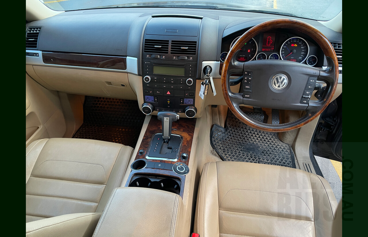 1/2008 Volkswagen Touareg V6 TDI 7L MY07 UPDATE 4d Wagon Grey 3.0L