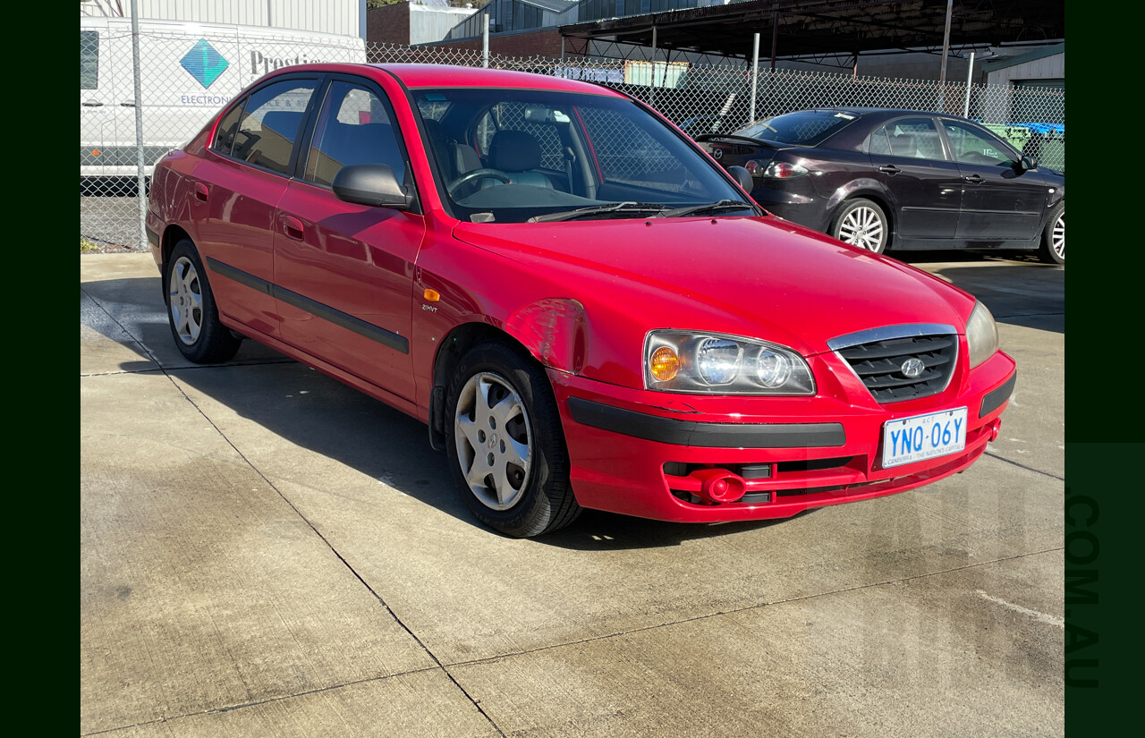 12/2003 Hyundai Elantra 2.0 HVT XD 4d Sedan Red 2.0L