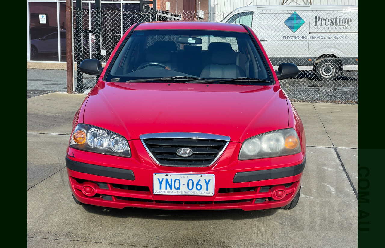 12/2003 Hyundai Elantra 2.0 HVT XD 4d Sedan Red 2.0L