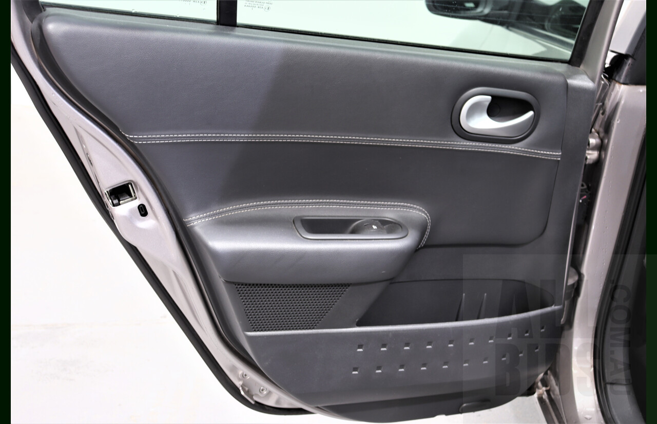 5/2009 Renault Megane Sport X84 MY06 UPGRADE 5d Hatchback Silver 2.0L
