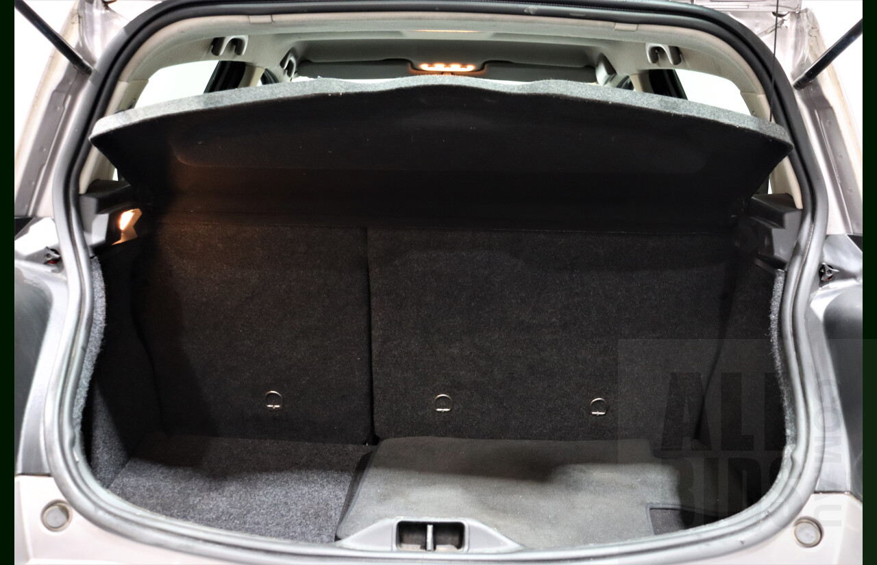 5/2009 Renault Megane Sport X84 MY06 UPGRADE 5d Hatchback Silver 2.0L