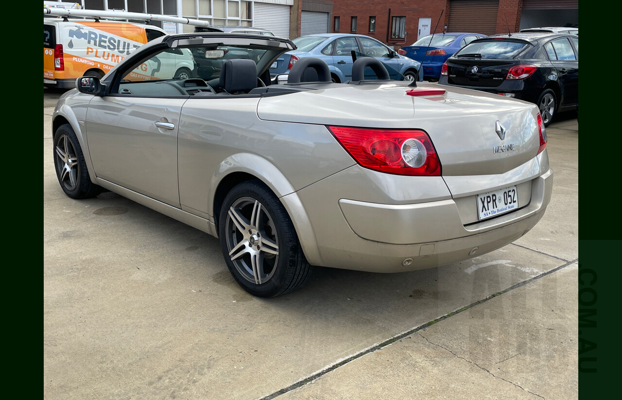 11/2007 Renault Megane Dynamique X84  2d Cabriolet Gold 2.0L
