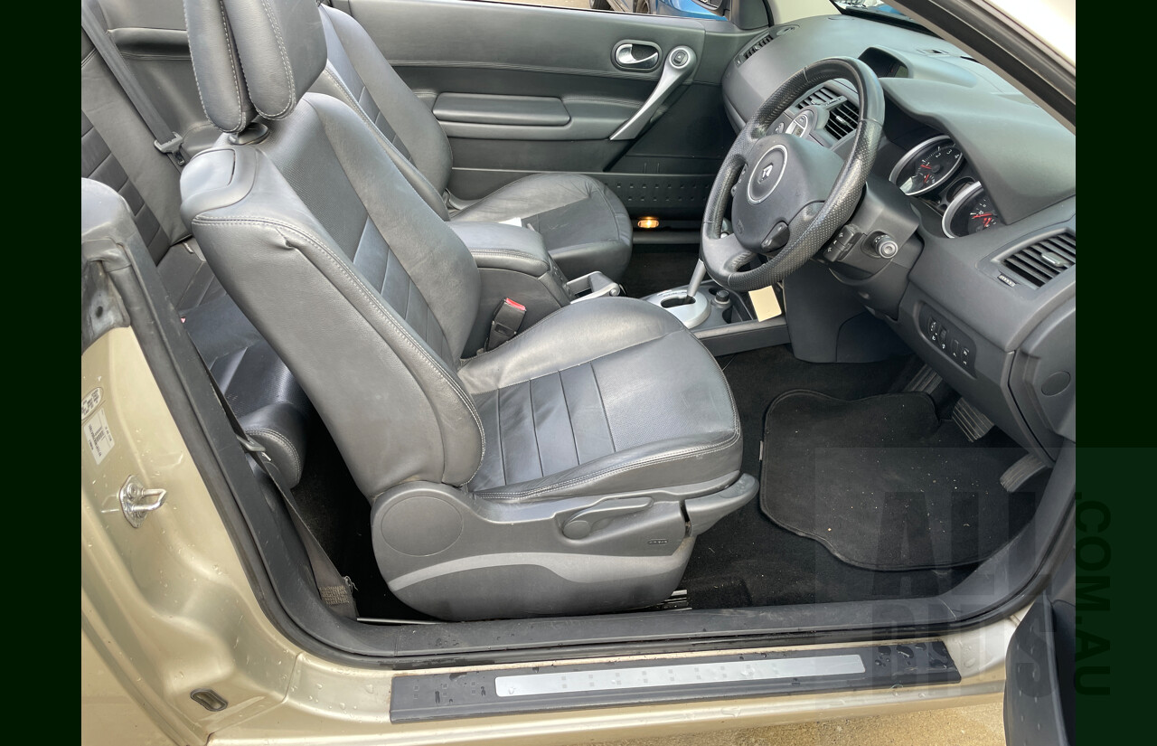 11/2007 Renault Megane Dynamique X84  2d Cabriolet Gold 2.0L