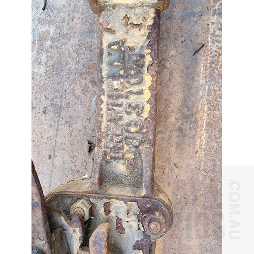 Vintage Trewhella 3 Ton Jack