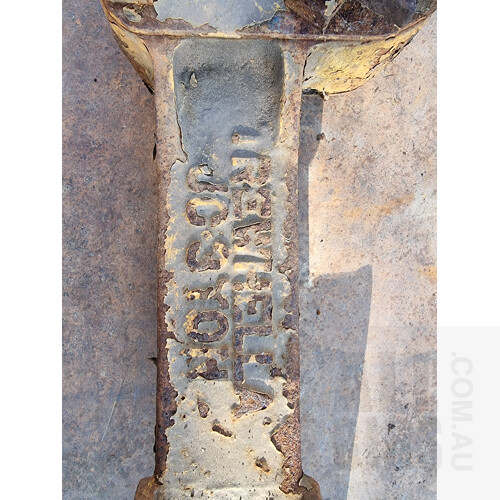 Vintage Trewhella 3 Ton Jack