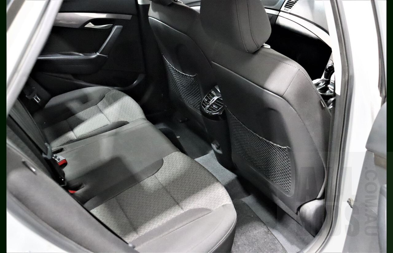 4/2013 Hyundai i40 Active VF 2 4d Sedan Silver 2.0L