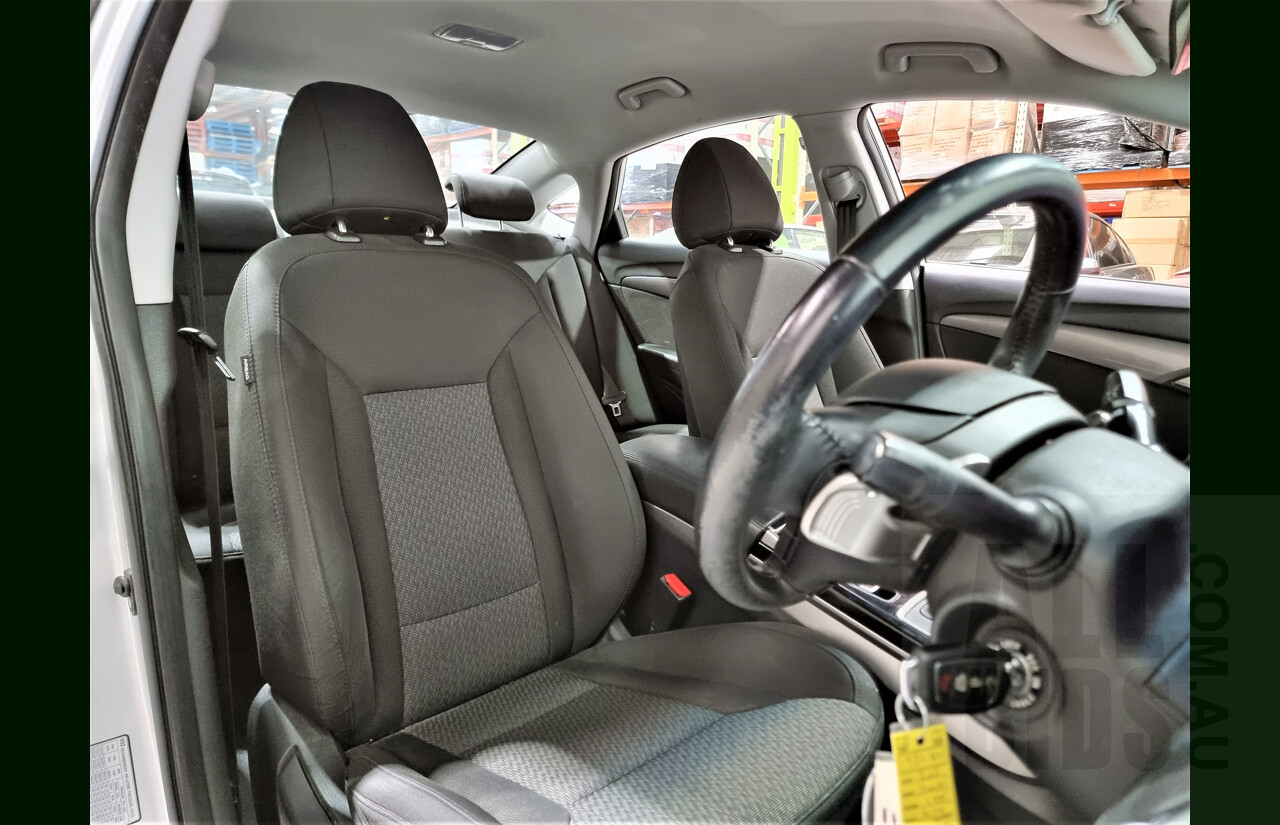 4/2013 Hyundai i40 Active VF 2 4d Sedan Silver 2.0L