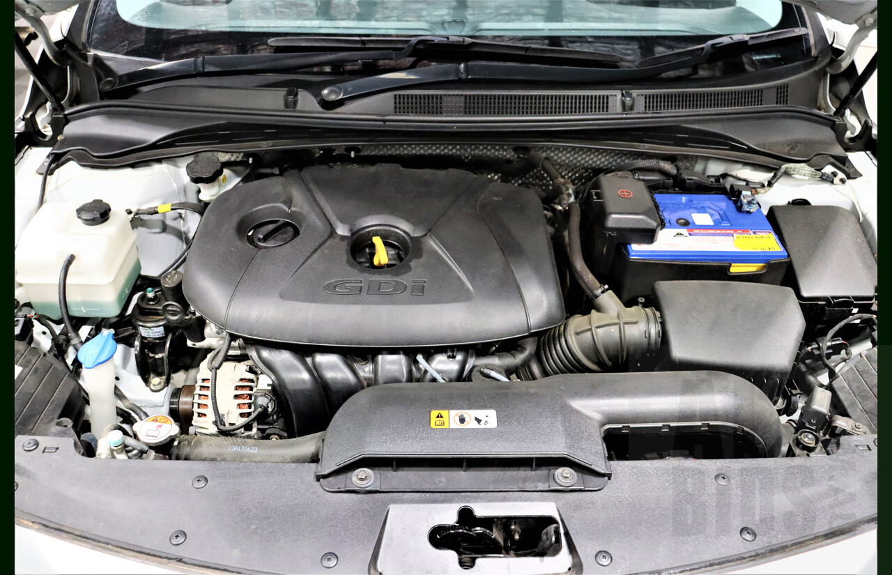 4/2013 Hyundai i40 Active VF 2 4d Sedan Silver 2.0L