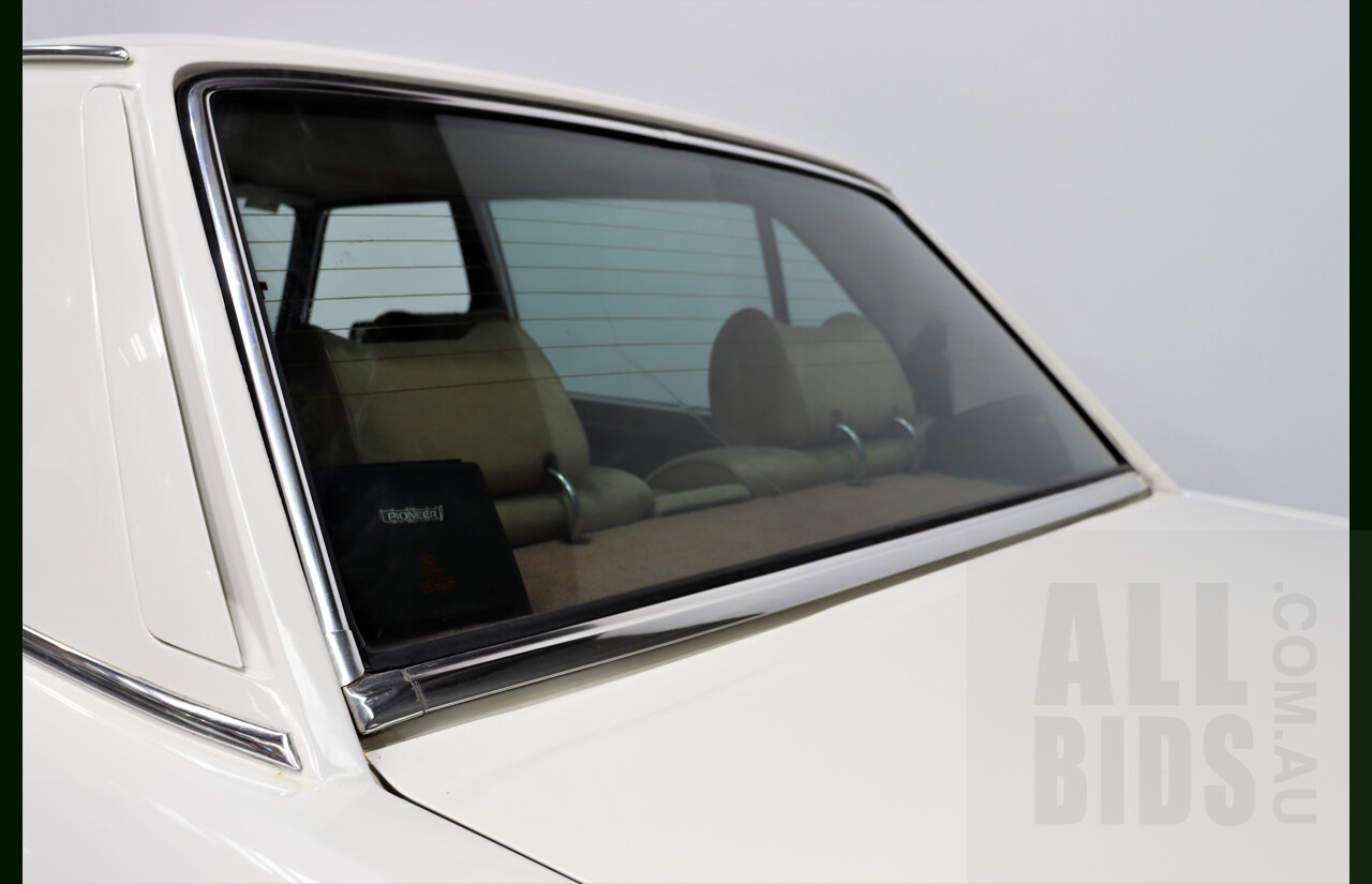 6/1976 BMW E3 (New-Six) 3.0LA 4d Sedan White 3.0L