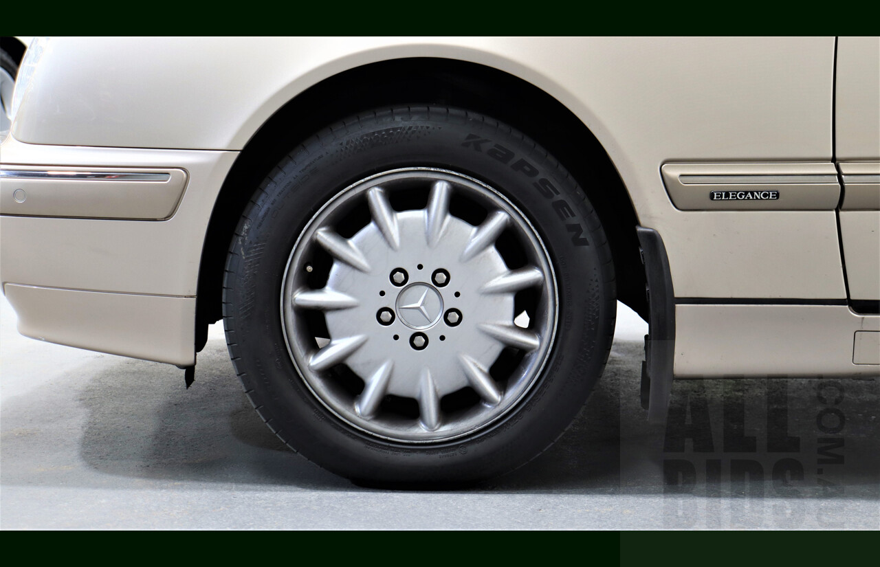 3/2000 Mercedes-Benz E320 Elegance W210 4d Sedan Travertine Beige Metallic 3.2L