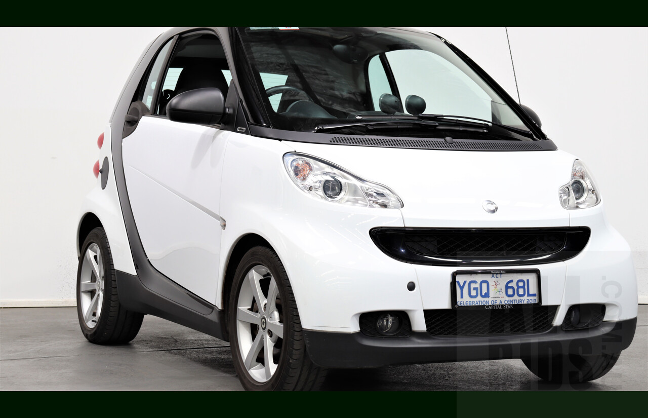 10/2008 Smart Fortwo Coupe 451 2d Coupe White 1.0L