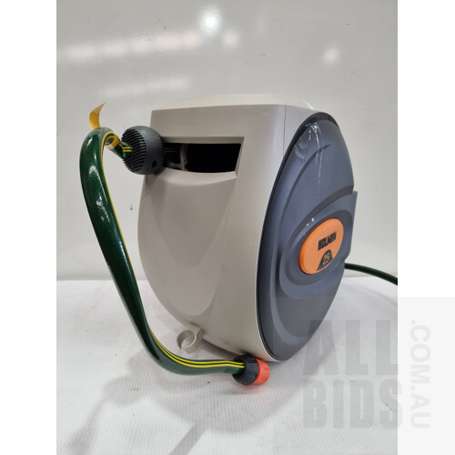 Holman 25m Retractable Hose Reel