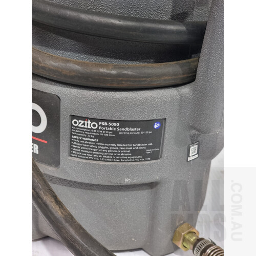Ozito 23kg Portable Sandblaster