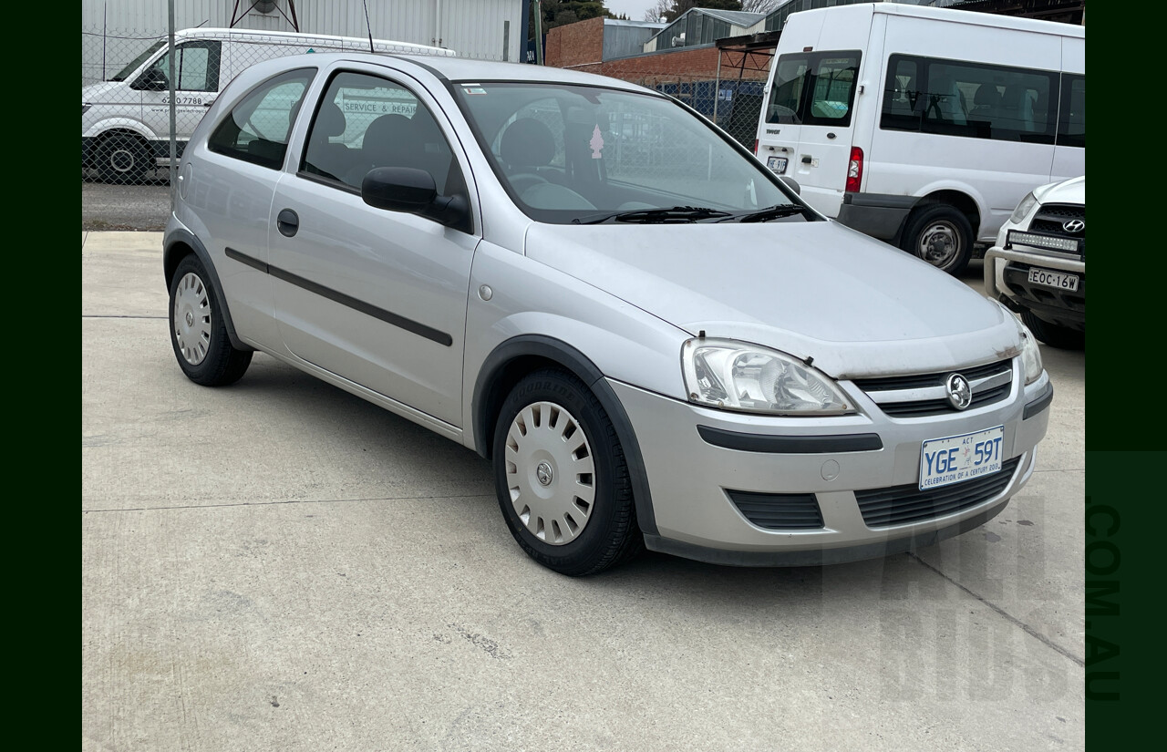 4/2005 Holden Barina  XC (MY04.5) 3d Hatchback Silver 1.4L