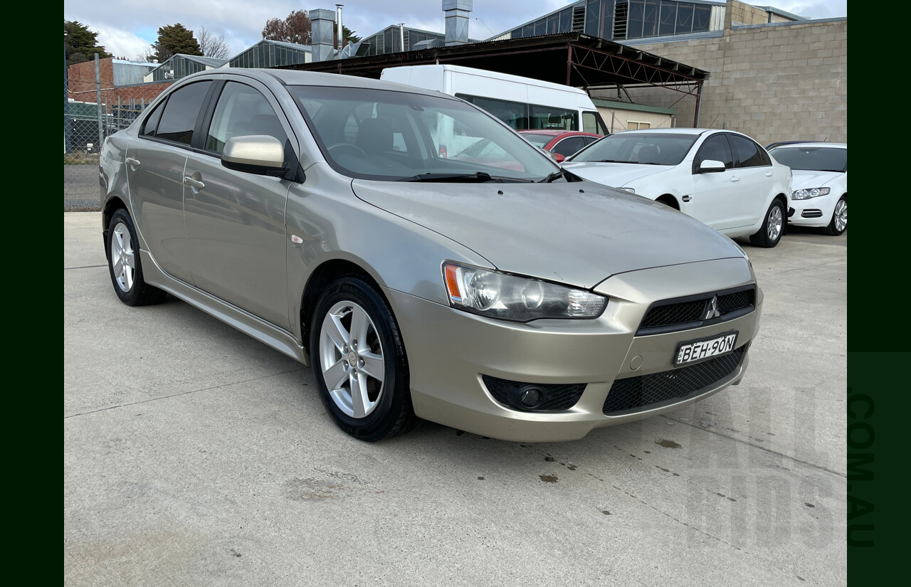 9/2007 Mitsubishi Lancer ES CJ 4d Sedan Gold 2.0L